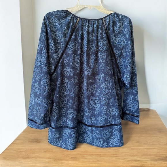 Michael Kors Women's Blue Paisley 3/4 Sleeve Tunic Blouse Size M - Picture 2 of 3